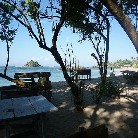 The Whitegates Lodge Велигама Экстерьер фото