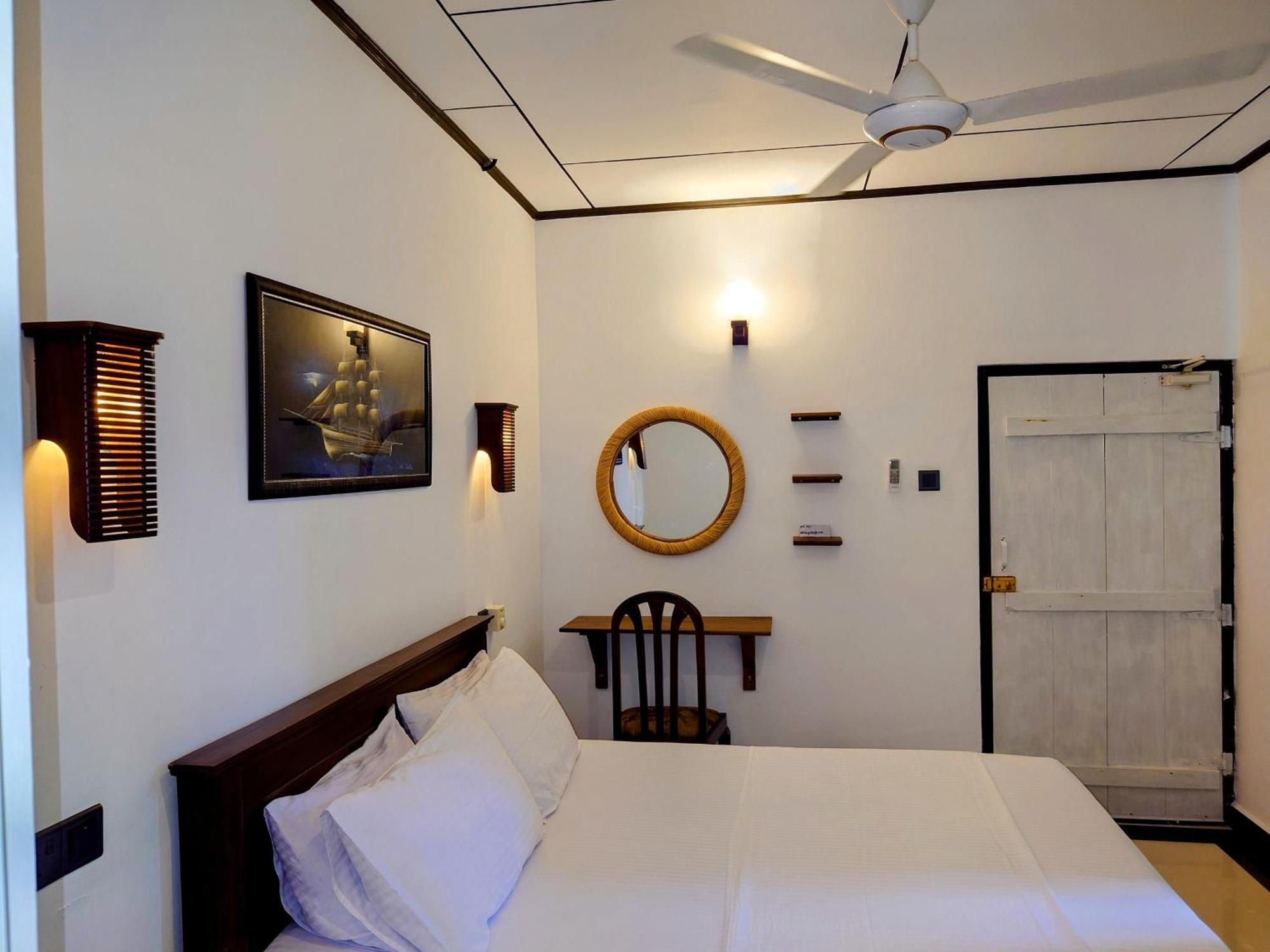 The Whitegates Lodge Велигама Экстерьер фото