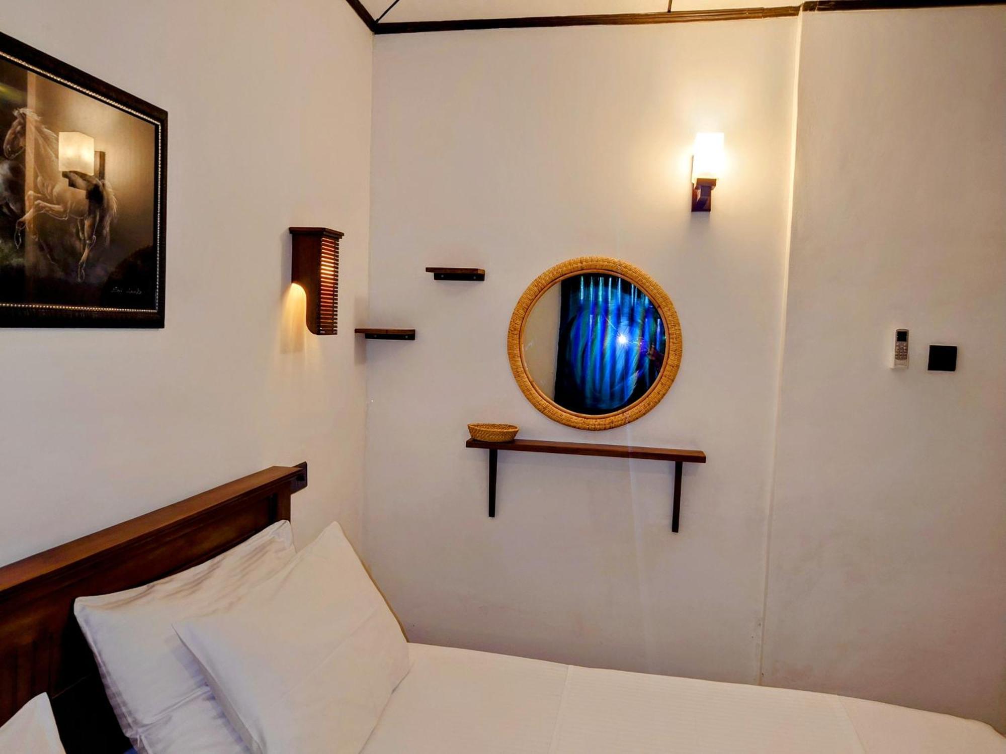 The Whitegates Lodge Велигама Номер фото