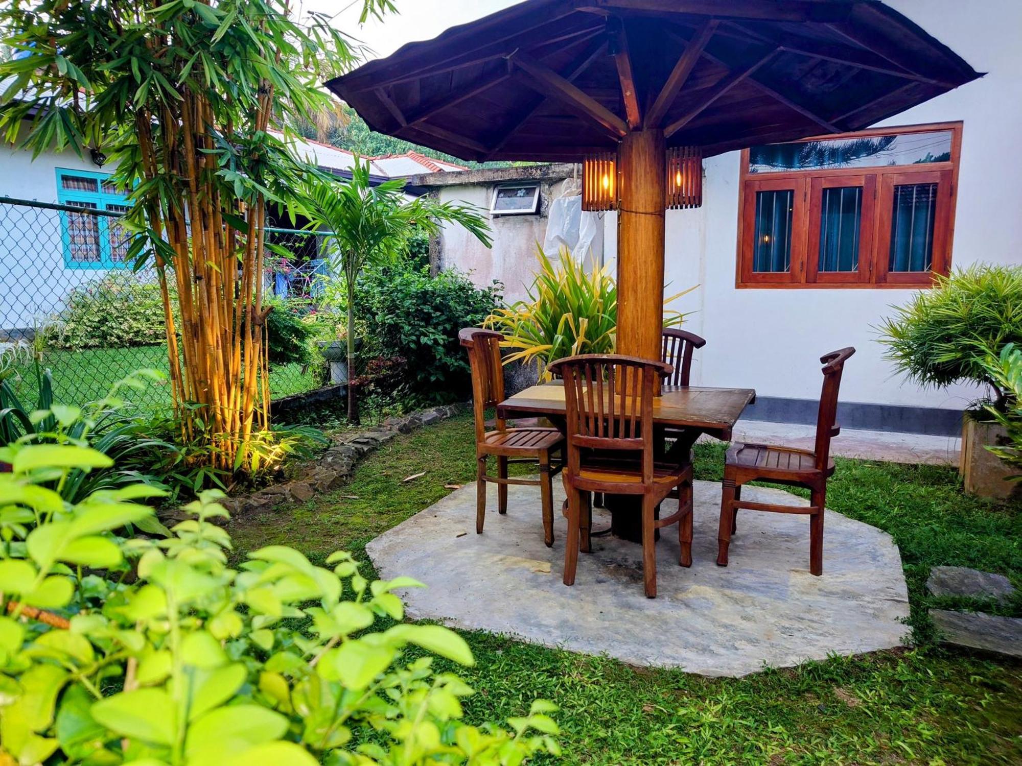 The Whitegates Lodge Велигама Экстерьер фото