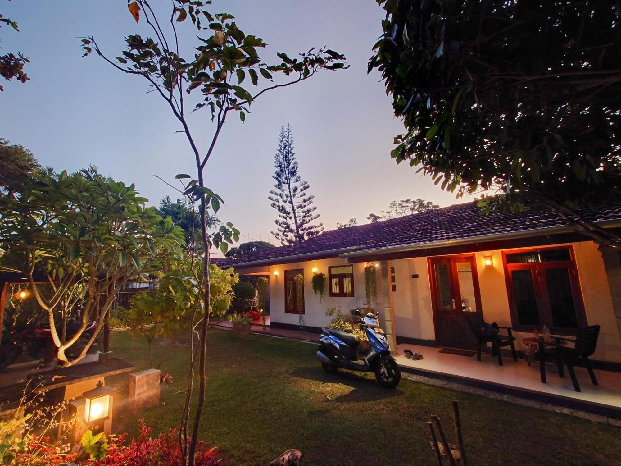 The Whitegates Lodge Велигама Экстерьер фото